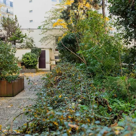 Architect's Flat - 44m2 - Montmartre Apartment
